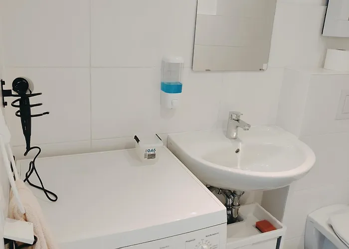 Monteurwohnung Business Rechts Langenfeld Appartamento